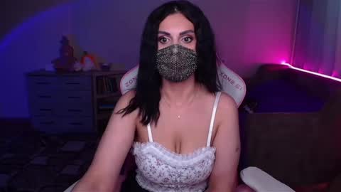 Snapshot of ashley__cooper__ chatting on 02.26.25 Yasmina online show from 02.26.25