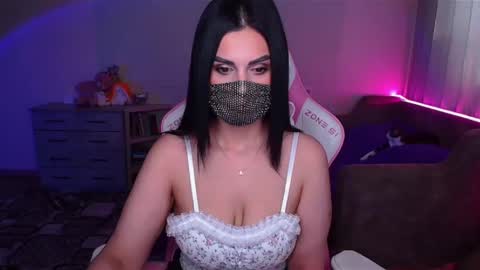 Snapshot of ashley__cooper__ chatting on 03.03.25 Yasmina online show from 03.03.25
