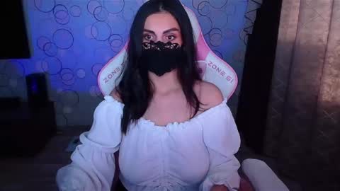 Snapshot of ashley__cooper__ chatting on 10.17.25 Yasmina online show from 10.17.25