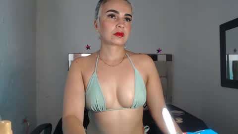 Snapshot of ashley__tylor chatting on 01.13.25 ashley__tylor online show from 01.13.25