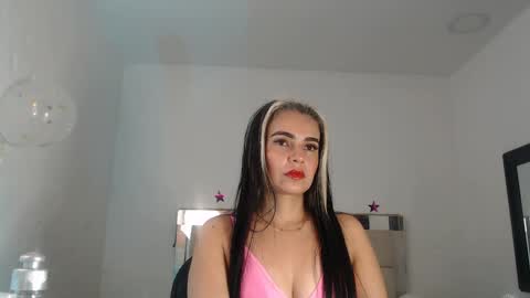 Snapshot of ashley__tylor chatting on 01.20.25 ashley__tylor online show from 01.20.25