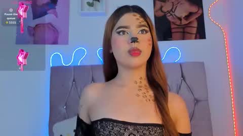 Snapshot of ashley_piinkk chatting on 10.31.25 Ashley online show from 10.31.25