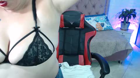  Ashley online show from 02.19.25