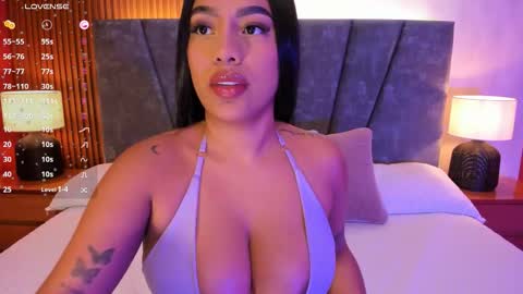 Snapshot of ashley_smith_x chatting on 09.19.25 Sara Smith online show from 09.19.25