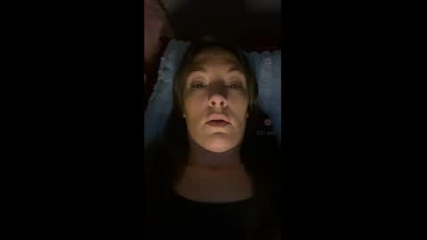 Snapshot of ashleyshyne69 chatting on 09.21.25 Ashley online show from 09.21.25