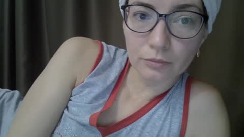 Snapshot of ashleyspice chatting on 09.30.25 Ashley online show from 09.30.25