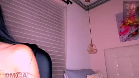 Snapshot of ashlie_dixon1 chatting on 01.23.25 Ashlie  online show from 01.23.25