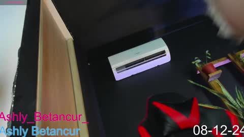 Ashly Betancur  online show from 12.08.24