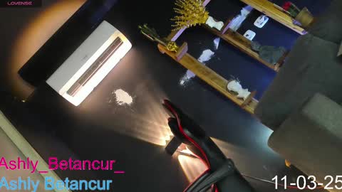 Ashly Betancur  online show from 03.12.25