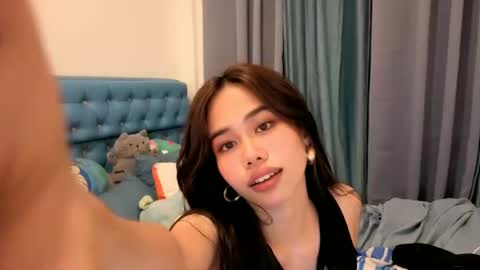 Snapshot of asianbabecandy chatting on 01.06.25 candy online show from 01.06.25