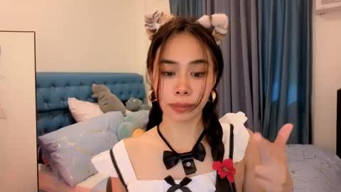 Snapshot of asianbabecandy chatting on 01.18.25 candy online show from 01.18.25