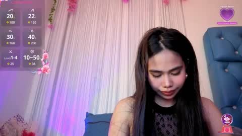 Snapshot of asianbabecandy chatting on 02.21.25 candy online show from 02.21.25