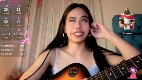 Snapshot of asianbabecandy chatting on 02.24.25 candy online show from 02.24.25