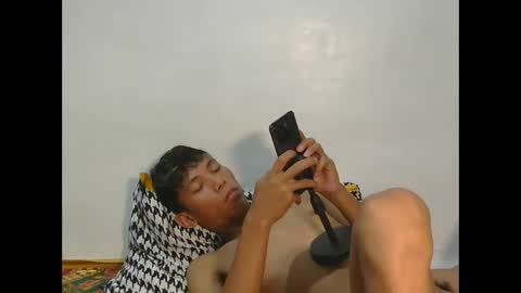 Snapshot of asiancockinsan chatting on 10.11.25 Isan online show from 10.11.25