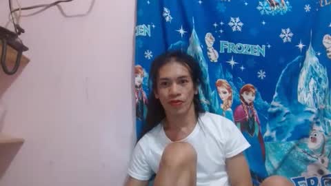 Snapshot of asiangoddezzts chatting on 01.14.25 Miss Audrey L Monel online show from 01.14.25