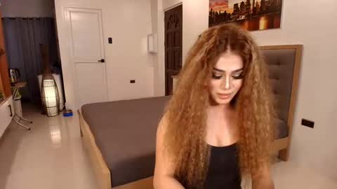 Snapshot of asiannaughtyerika chatting on 12.18.24 ERIKA 3 online show from 12.18.24