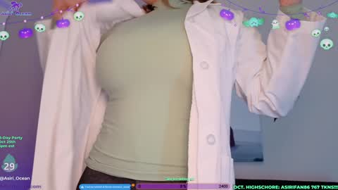 Snapshot of asiri_ocean chatting on 10.22.25 Asiri pronounced Ah-siri Please no nicknames 3 online show from 10.22.25