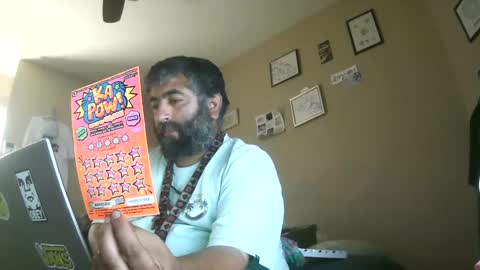 Snapshot of aspkt_uno_122 chatting on 09.12.25 aspkt_uno_122 online show from 09.12.25