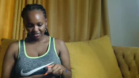 Snapshot of assey_ chatting on 01.22.25 assey online show from 01.22.25