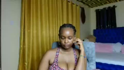 Snapshot of assey_ chatting on 01.28.25 assey online show from 01.28.25
