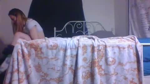Snapshot of assilem277 chatting on 02.22.25 danni travis online show from 02.22.25