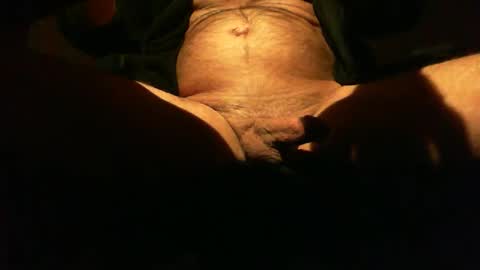 Snapshot of astiff1foru chatting on 12.21.24 astiff1foru online show from 12.21.24