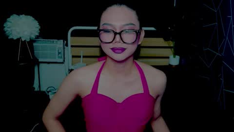 Snapshot of atashakendall chatting on 11.27.25 atashakendall online show from 11.27.25