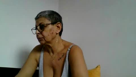 Snapshot of atikaarea chatting on 02.06.25 atikaarea online show from 02.06.25
