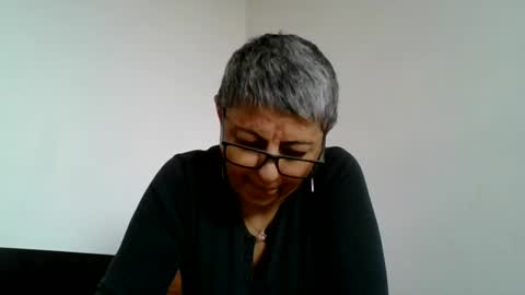 Snapshot of atikaarea chatting on 02.28.25 atikaarea online show from 02.28.25