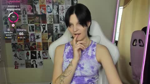 Audrey online show from 10.05.25