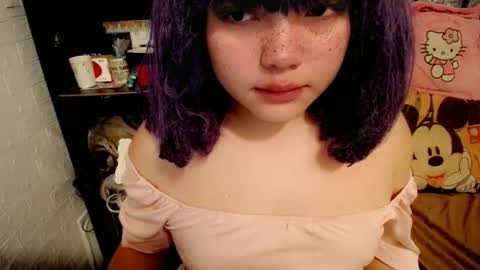 Snapshot of aurora_more chatting on 03.07.25 cute online show from 03.07.25