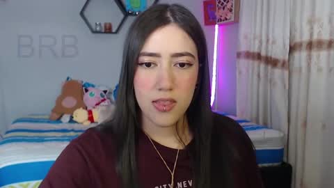 Snapshot of aurora_shy_ chatting on 12.18.24 Aurora  online show from 12.18.24