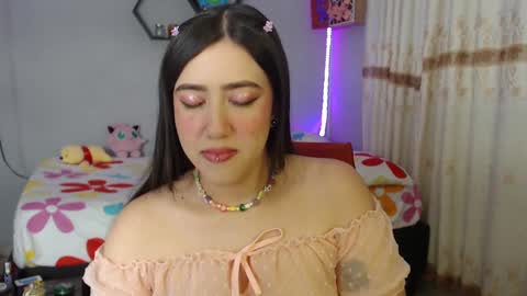 Snapshot of aurora_shy_ chatting on 01.18.25 Aurora  online show from 01.18.25