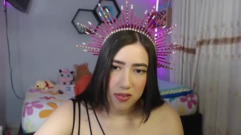 Snapshot of aurora_shy_ chatting on 02.20.25 Aurora  online show from 02.20.25