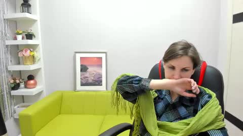 Snapshot of aurorascript chatting on 02.27.25 Aurora online show from 02.27.25