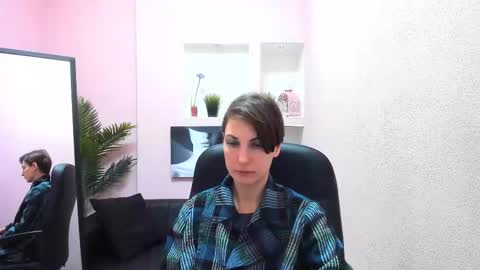 Snapshot of aurorascript chatting on 03.11.25 Aurora online show from 03.11.25