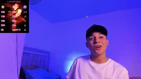 Snapshot of austin_cardieff_ chatting on 10.22.25 Austin online show from 10.22.25