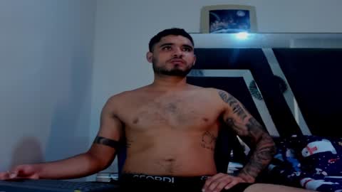 Snapshot of austintorres_ chatting on 12.05.24 AustinTorres online show from 12.05.24