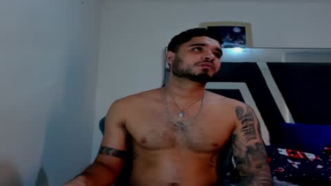 Snapshot of austintorres_ chatting on 12.12.24 AustinTorres online show from 12.12.24