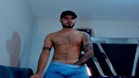 Snapshot of austintorres_ chatting on 12.13.24 AustinTorres online show from 12.13.24