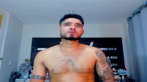 Snapshot of austintorres_ chatting on 12.24.24 AustinTorres online show from 12.24.24