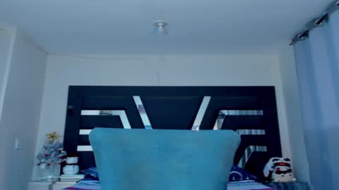 Snapshot of austintorres_ chatting on 01.04.25 AustinTorres online show from 01.04.25