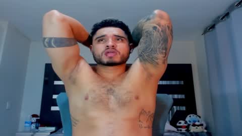 Snapshot of austintorres_ chatting on 01.08.25 AustinTorres online show from 01.08.25