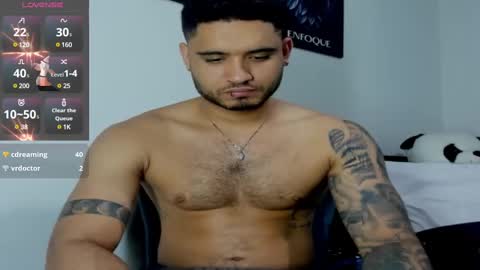 Snapshot of austintorres_ chatting on 02.13.25 AustinTorres online show from 02.13.25