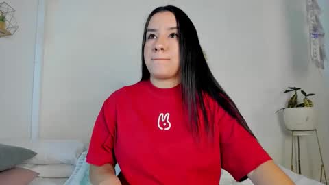 Snapshot of ava_bennett_ chatting on 12.04.25 Ava Bennett online show from 12.04.25