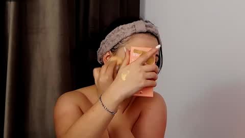 AveryWillow online show from 01.15.25