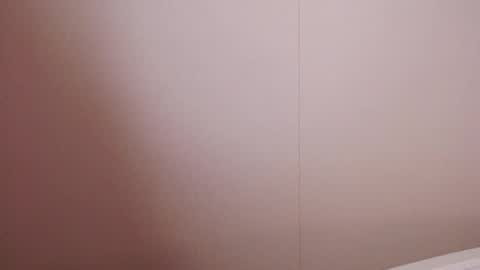 Snapshot of avrora_lew_ chatting on 03.05.25 Avrora Inst online show from 03.05.25