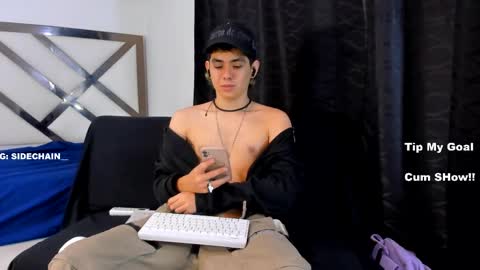 Snapshot of axel_cifer chatting on 03.07.25 Axel cifer online show from 03.07.25