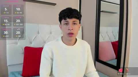 Snapshot of axel_evanss chatting on 09.18.25 Axel Evanss online show from 09.18.25