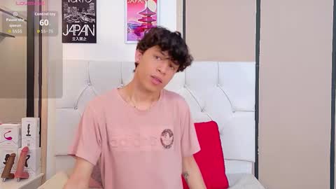 Snapshot of axel_evanss chatting on 11.24.25 Axel Evanss online show from 11.24.25